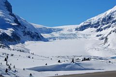 08 Athabasca Glacier From Columbia Icefield.jpg